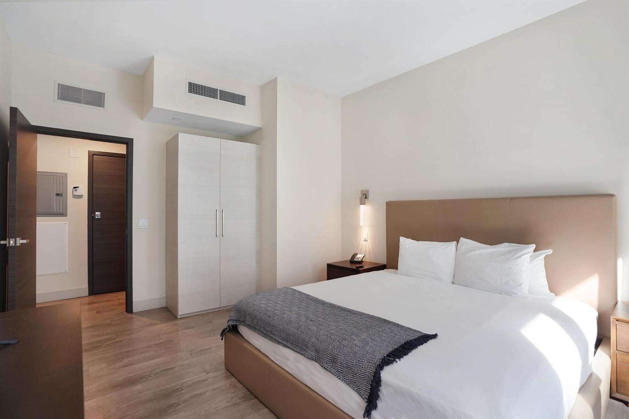 Ch Luxury Condos & Studios On The Beach Голливуд Номер фото