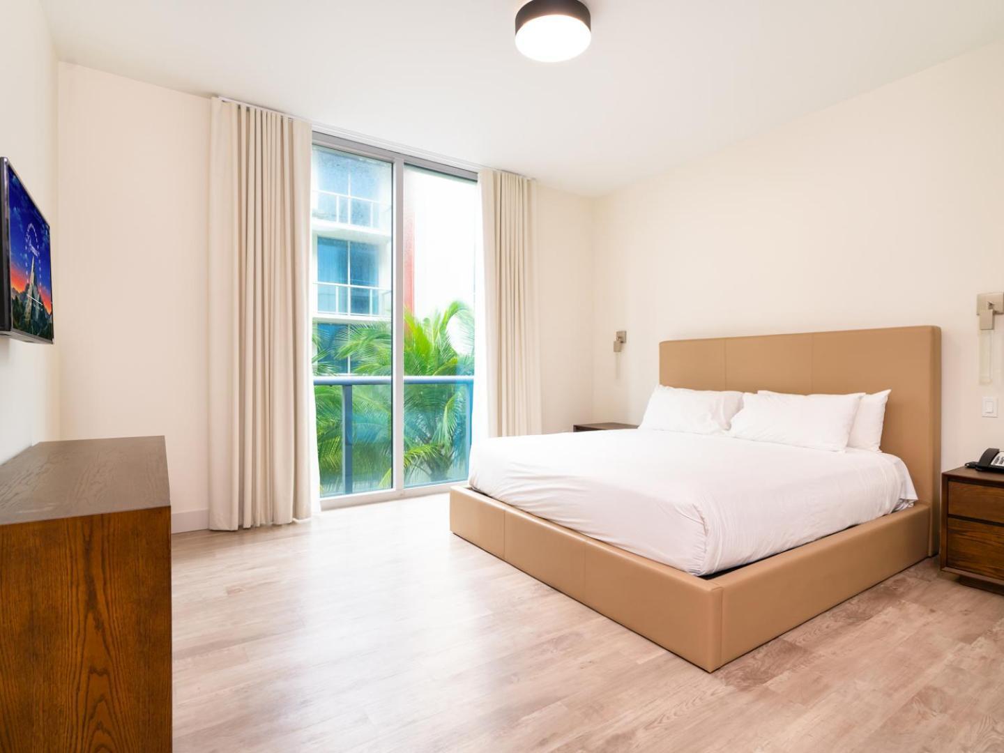 Ch Luxury Condos & Studios On The Beach Голливуд Номер фото