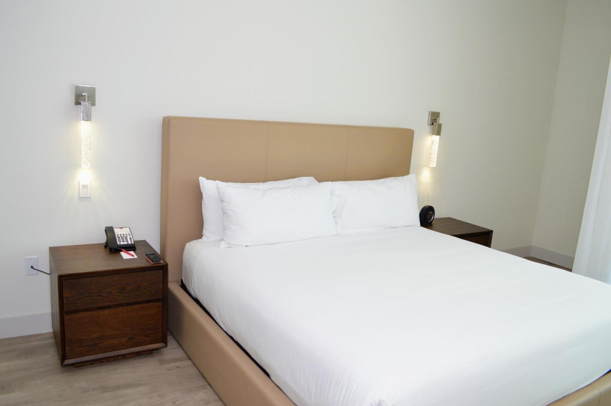 Ch Luxury Condos & Studios On The Beach Голливуд Номер фото