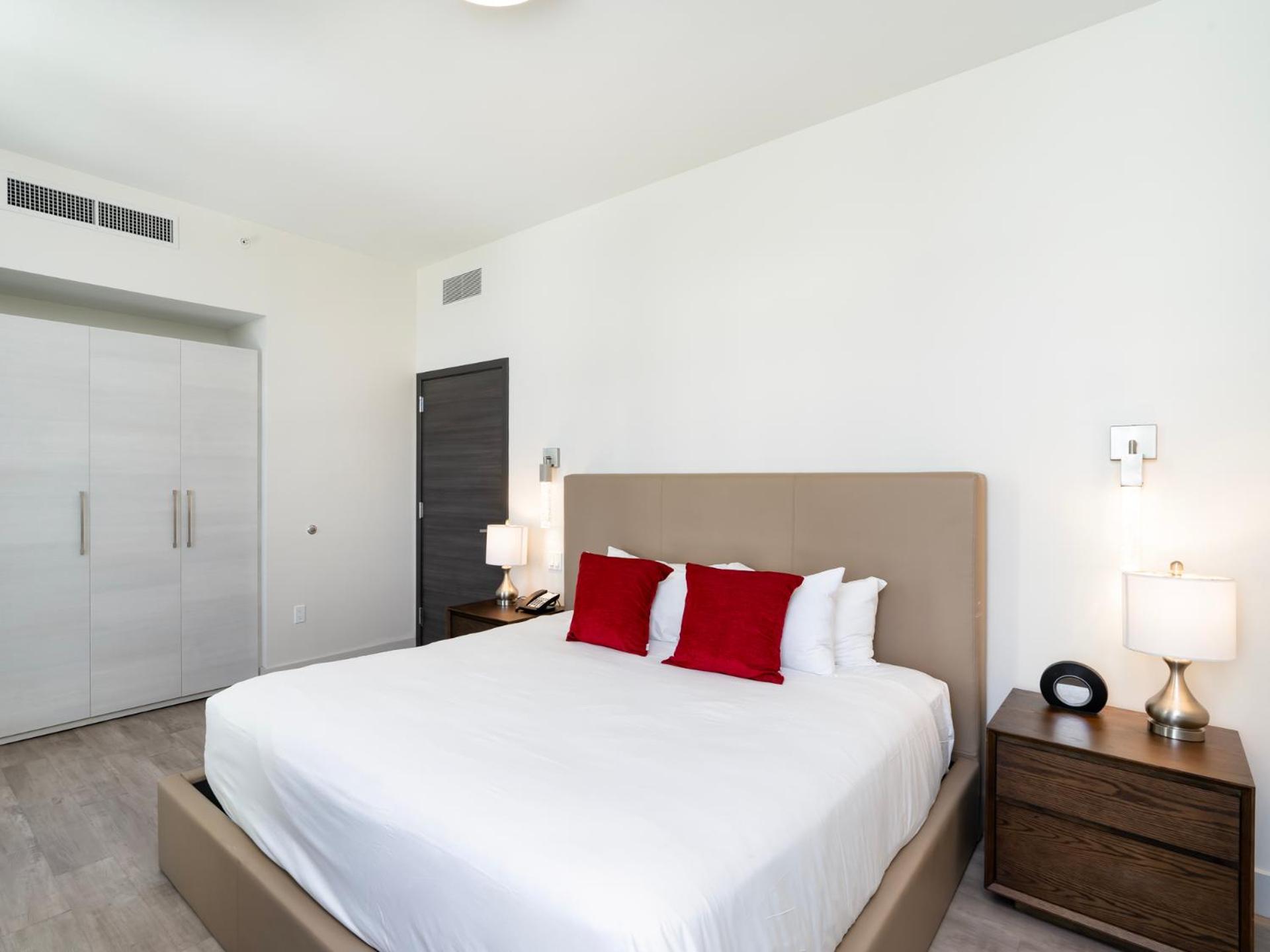 Ch Luxury Condos & Studios On The Beach Голливуд Номер фото